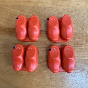 4/$15 Four Salt and pepper Dutch shoes